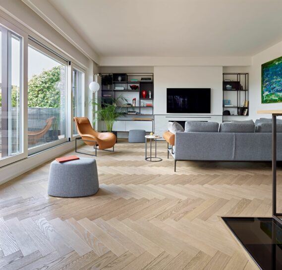 fischgrätparkett eiche parquet chêne à bâtons rompus herring-bone parquet oak frischknecht ag