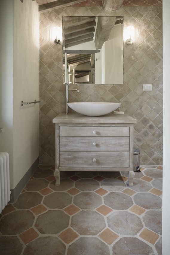 terracottaplatten und tonplatten carreaux de terre cuite et d’argile terracotta and earthenware tiles frischknecht ag