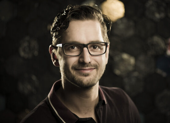 markus hirsbrunner Frischknecht AG, Böden, Wandbeläge, Steinboden