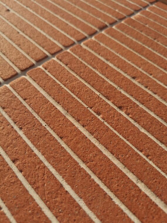 cotto terre cuite terracotta frischknecht ag thun bern gstaad