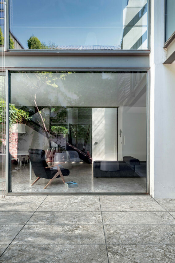 Keramik, Feinsteinzeugs, gartenplatten, parkettboden, bodenbeläge, bodenplatten, thun, bern, gstaad, holzboden, balkon, terrasse, garten